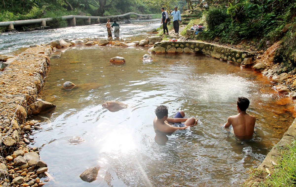 Pemkab dan DPRD Kabupaten Probolinggo Sepakati 14 Raperda Masuk Propem Perda