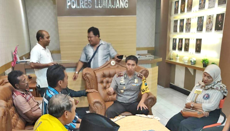 Rebutan Janda, Dua Sopir Truk Carok, Sama-Sama Terluka, Akhirnya Damai