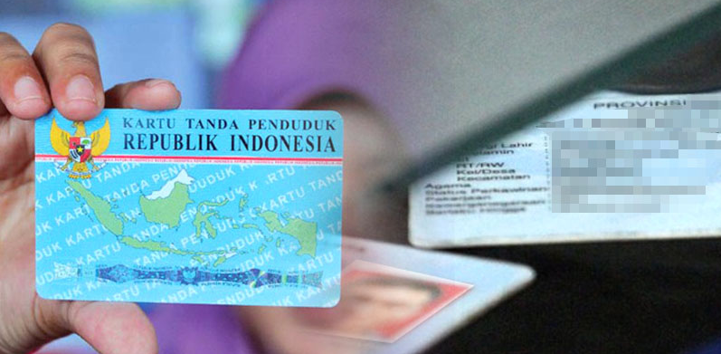 Dua Orang Penganut Kepercayaan Daftar KTP-El