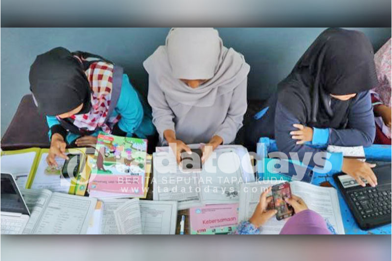 Beri Perhatian Guru Sukwan dan Tenaga Non PNS, Honor Dicairkan Tiap Bulan