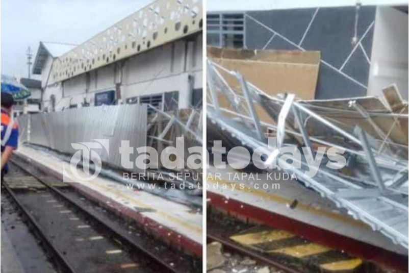 Atap Stasiun Kalisetail Porak-poranda Diterjang Angin