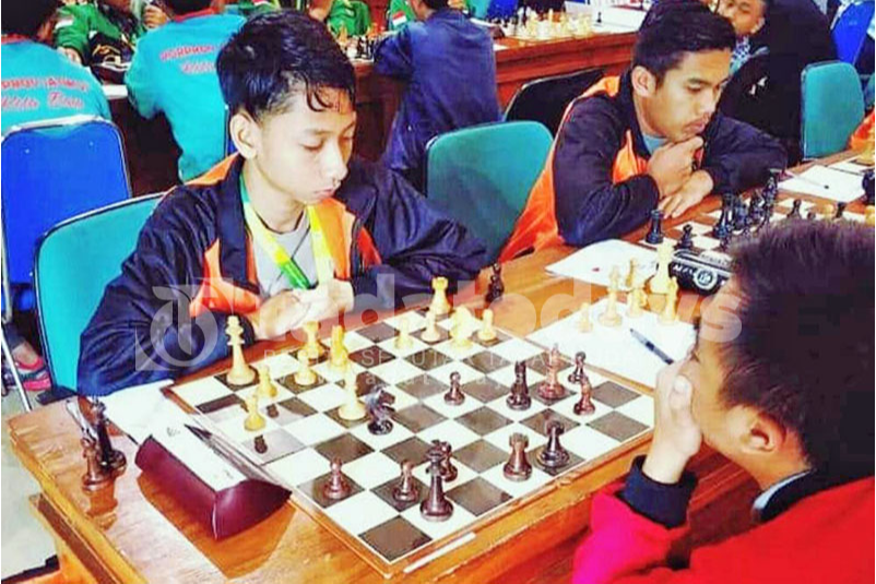 Sukses Muhammad Hudan Nurrohman, Siswa MAN 2 Kota Probolinggo Juara Catur Cepat Nasional