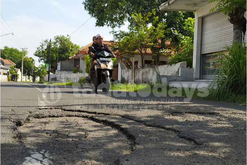Komisi III: Banyak Jalan di Kota Probolinggo Kondisinya Rusak