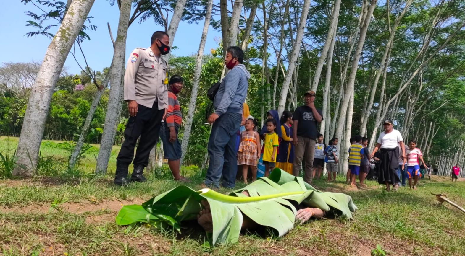 Mayat Tanpa Identitas Penuh Luka Ditemukan di Sungai Kencong