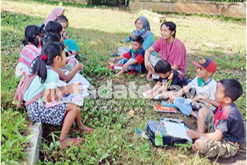 Komunitas Lentera Desa, Mengabdi untuk Desa Terpencil di Jember