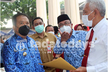 Roadshow Perizinan, Pemkab Jember Fasilitasi Pengurusan NIB Bagi Ribuan Nelayan