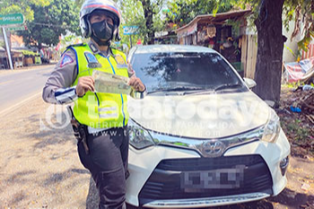 Polisi Amankan Mobil Calya Bodong yang Datanya Dipalsukan