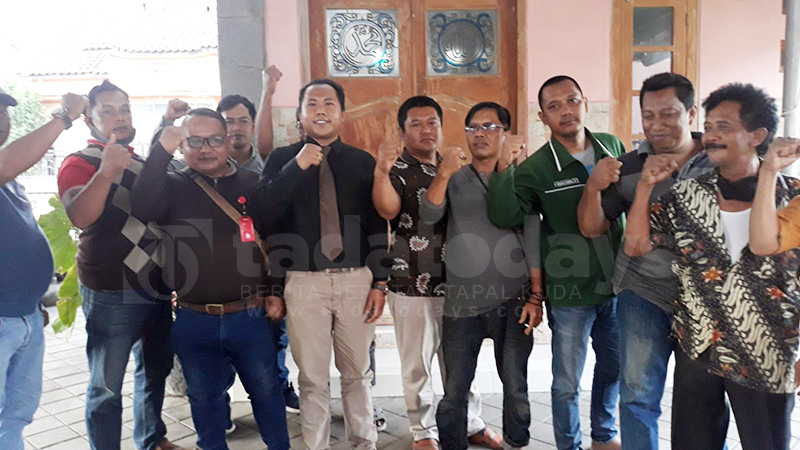 Muncul Aliansi LSM, Siap Kawal Pesepeda Greenpeace ke Bali