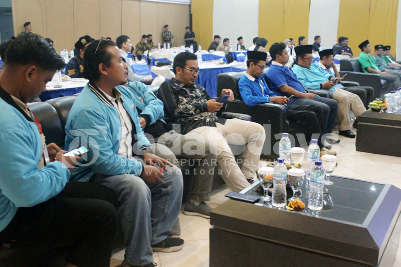 Agus Nur Yasin – Kamiluddin Pimpin KNPI Jember versi MRP