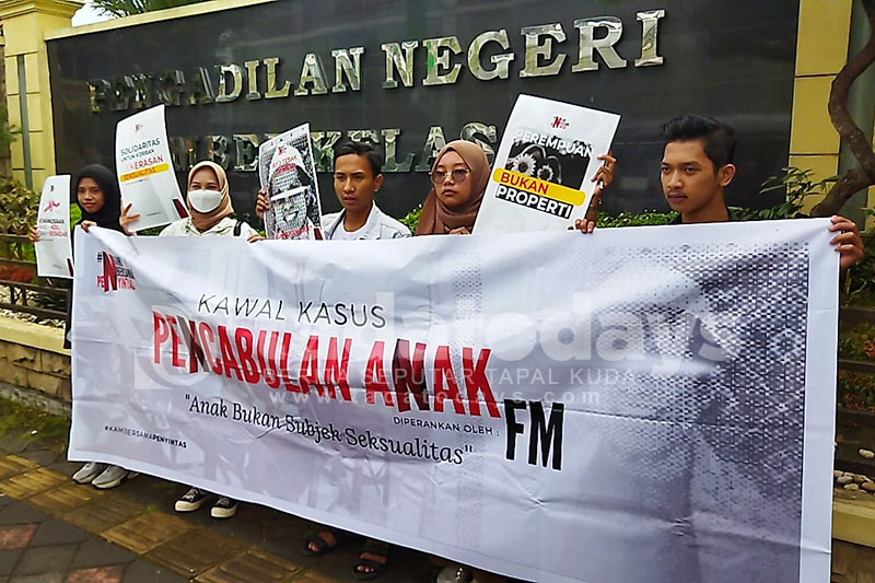 Aksi Damai Aliansi TKS Jember, Sayangkan Praperadilan Fahim
