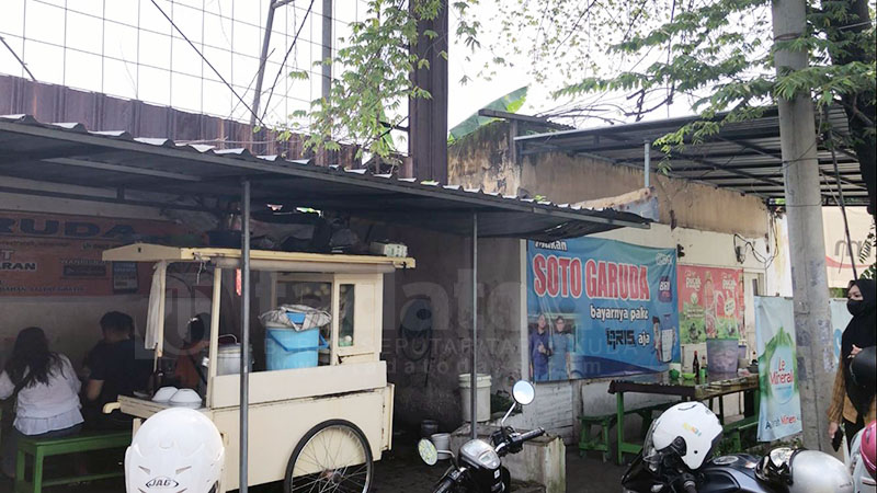 Warung Legendaris Probolinggo: Soto Garuda Tak Kehilangan Pelanggan Setia