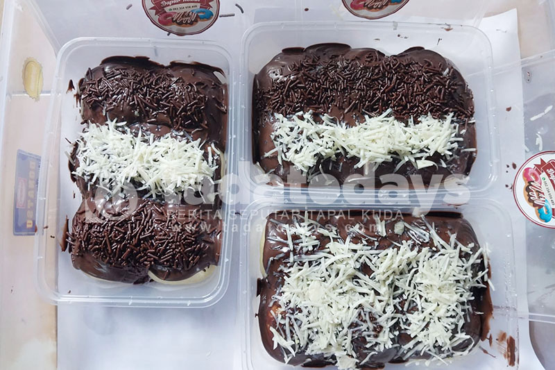 Lezat Donat Dapur Robih Belum Didukung Pemasaran Efektif
