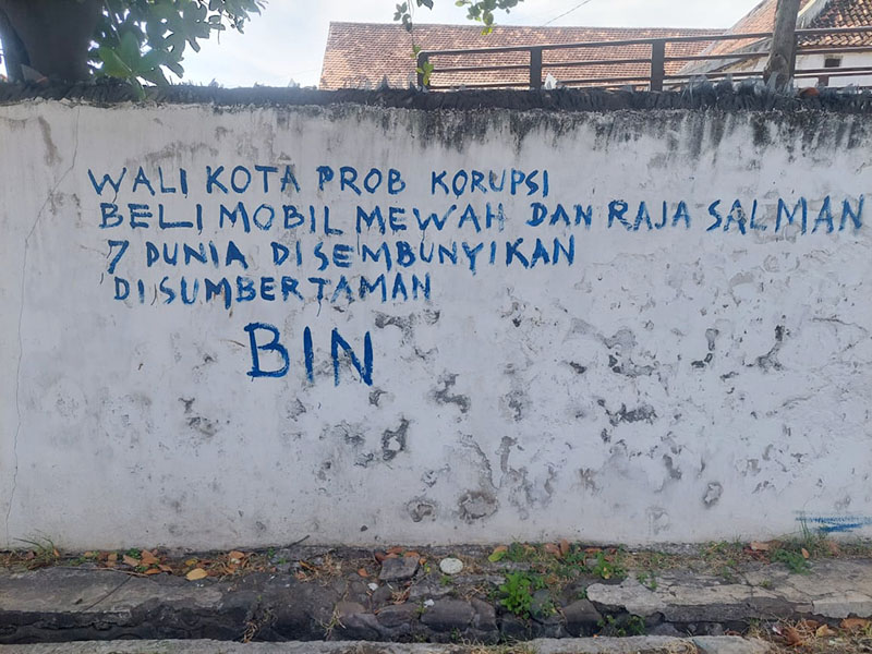 Coretan Dinding Tuding Wali Kota Korupsi, Wali Kota Hadi: Nggak Ada Kaitan sama Saya