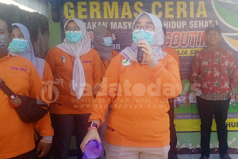Puskesmas Sumberasih Gelar Kampanye Germas Ceria di Pasar Muneng