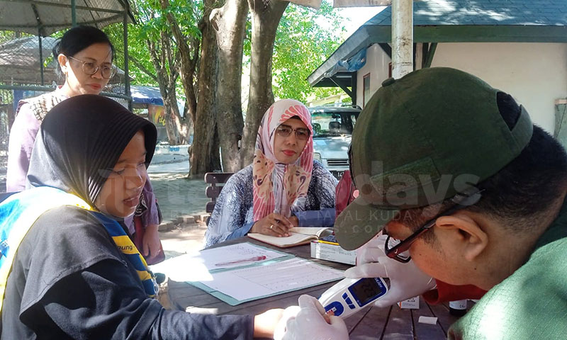 Dinas Kesehatan Kabupaten Probolinggo Cek HB Pramuka Remaja Putri