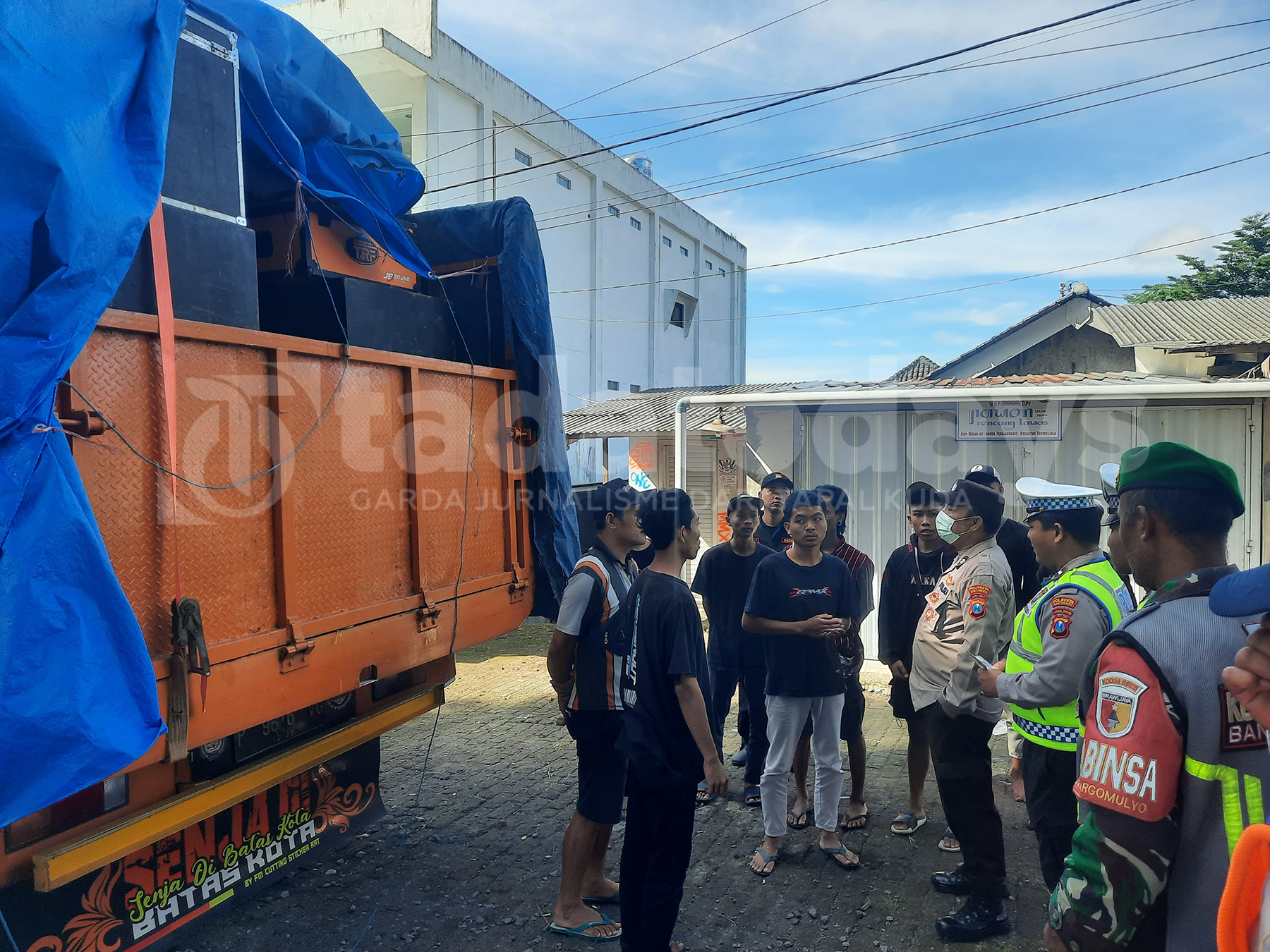 Polisi Perketat Jalur Masuk Banyuwangi, Dampak Battle Sound