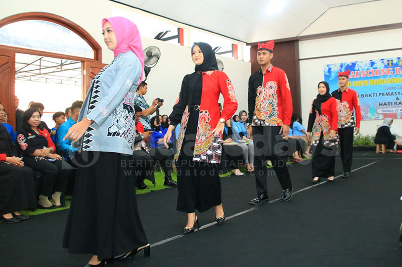 Lapas Banyuwangi Launching Motif Batik Baru Gajah Oleng Jeruji