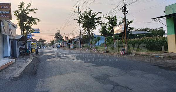 Hanya Tersedia Rp 200 Juta untuk Perbaikan Jalan Sunan Ampel yang Rusak