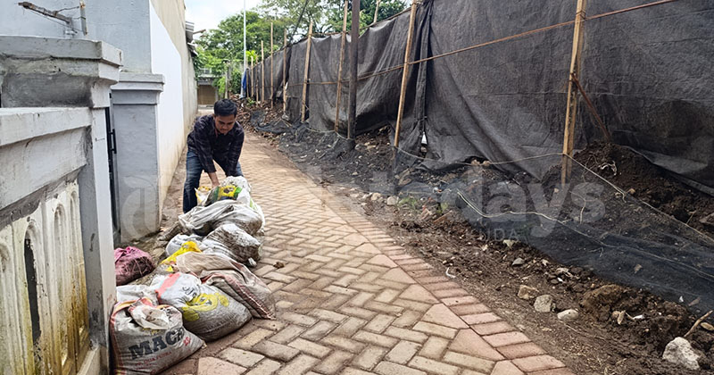 Tembok Pembatas RS Unej Jebol Lagi, Warga Patrang Berpotensi Terdampak Banjir Lumpur