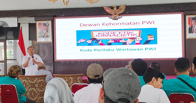 PWI Probolinggo Raya Gelar OKK Perdana, Wartawan Harus Paham Etika Jurnalistik