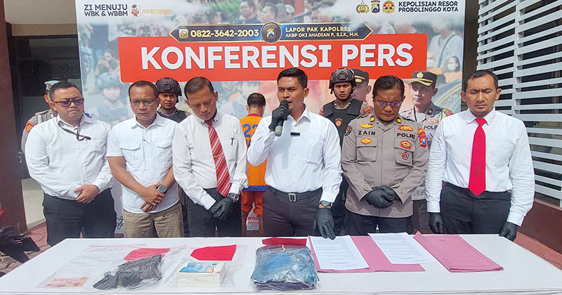 Menodongkan Pisau, Penjual Daging Ayam Menjambret Emak-Emak di Kota Probolinggo