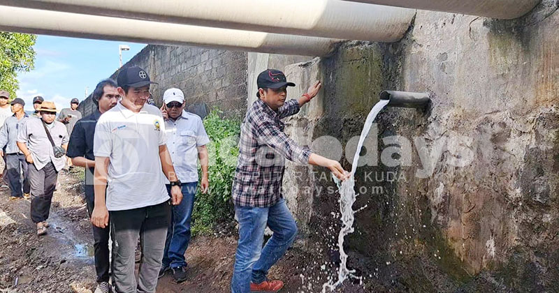 DPRD Jember Sidak Tambak di Kepanjen, Warga Minta Segera Ditutup