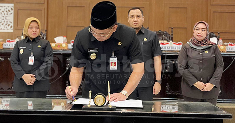 Perda Ekonomi Kreatif Kota Probolinggo Disahkan, Fraksi Usulkan Infrastruktur Penunjang