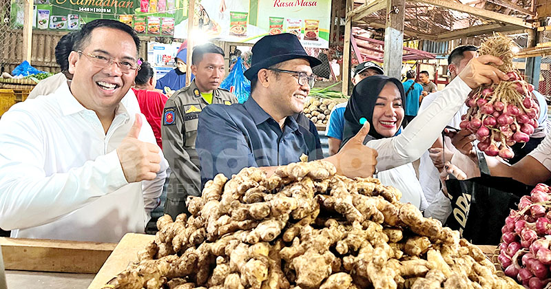 Launching “Gerebek Patra” Gerakan Aparatur Sipil Negara Pemerintah Kota Probolinggo Berbelanja di Pasar Tradisional