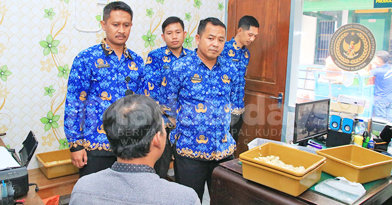 Lontong yang Diselundupkan di Lapas Banyuwangi Berisi 10 Paket SS dan 2 Paket Ekstasi