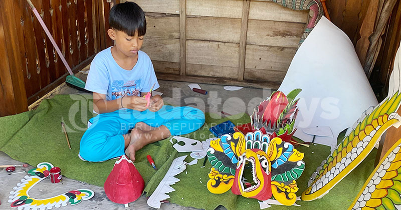 Bocah SD di Banyuwangi Raup Rupiah dari Memanfaatkan Barang Bekas