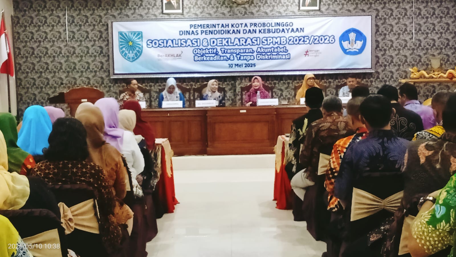 PPDB 2025 Berubah Jadi SPMB, Jalur Zonasi Diganti Domisili, Berikut Ini Kuotanya