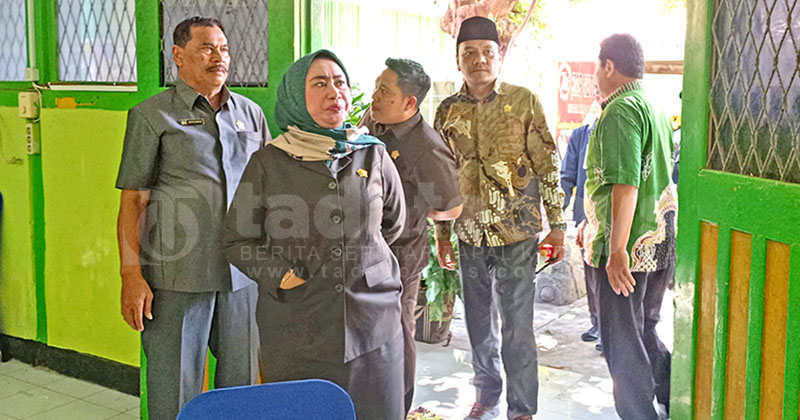 Wakil Ketua II dan Komisi I DPRD Kota Probolinggo Sidak Sekolah, Pastikan Kesiapan SPMB 2025