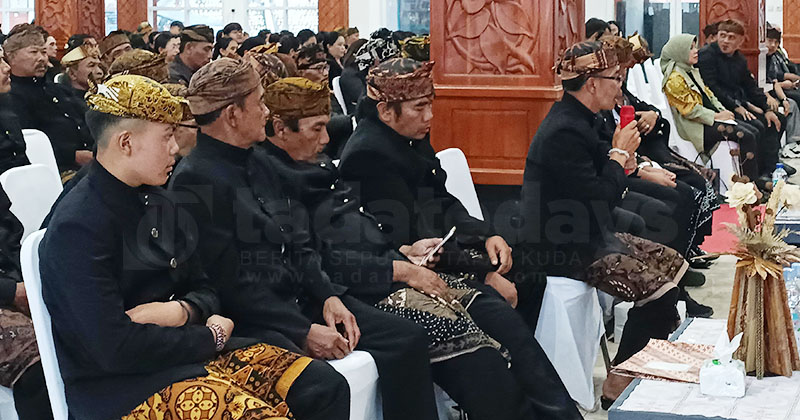 Petani Gunung Bromo Keluhkan Distribusi Pupuk Subsidi, Bupati Haris: Kita Upayakan Solusi Lain