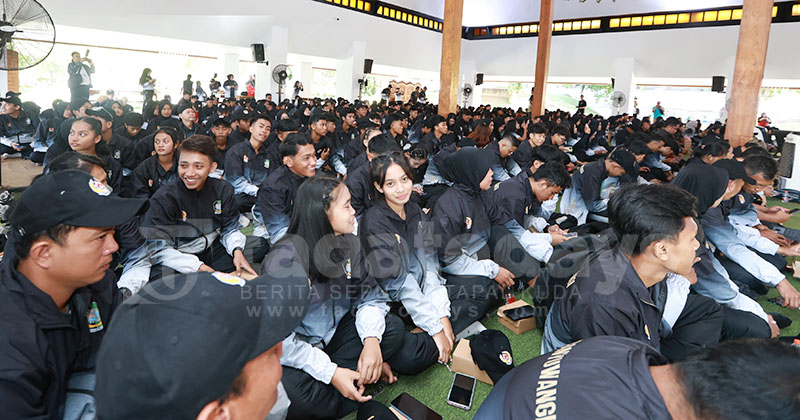 Bupati Banyuwangi Berangkatkan 498 Atlet ke Porprov Jatim 2025