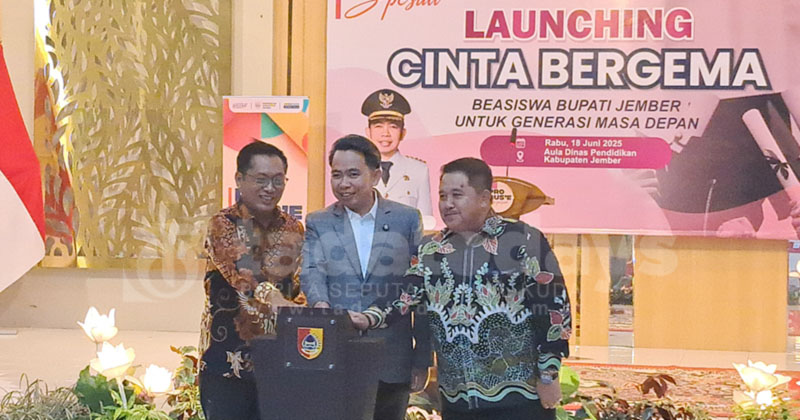 Bupati Fawait Luncurkan Program Beasiswa untuk 20.000 Mahasiswa asal Jember