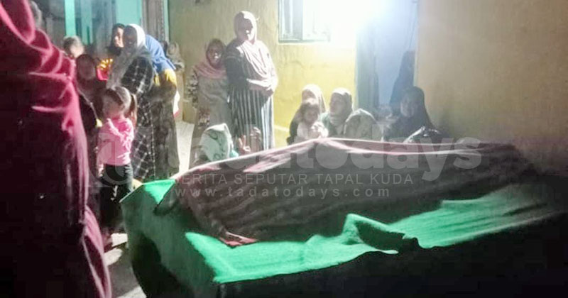 Perahu Rombongan Pemancing Terbalik di Perairan Pasuruan, Dua Meninggal Dunia