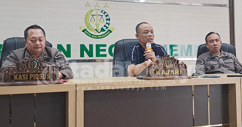 30 Saksi Diperiksa, Kejari Jember Target Tetapkan Tersangka Kasus Dana Sosper sebelum Akhir Tahun