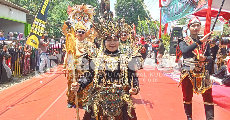 Rumah Sakit Se-Kabupaten Probolinggo Meriahkan Pawai Budaya Probolinggo Sae Tahun 2025