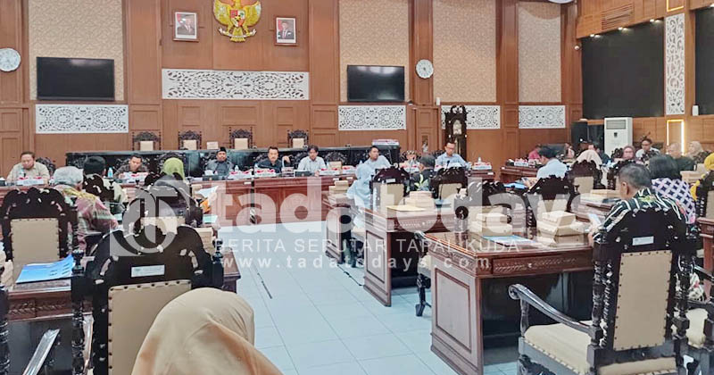 PAD Kota Probolinggo 2025 ke 2026 Naik Rp 15 M, Banggar Sebut Rendah, Pemkot Akui Belum Ada Kajian