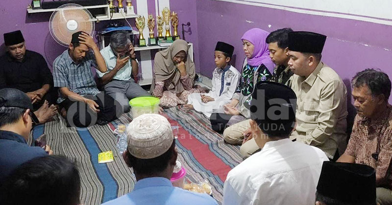 Bupati Jember dan Gubernur Jatim Pastikan Beasiswa untuk Anak Korban Kecelakaan RSBS