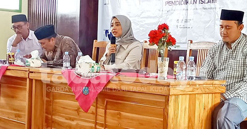 Ngobrol Pendidikan Islam (Ngopi) bersama Anggota Komisi VIII DPR RI Hj. Dini Rahmania