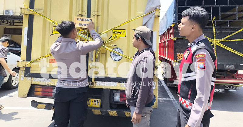Polresta Banyuwangi Amankan Ribuan Botol Arak di Jalur Banyuwangi–Surabaya