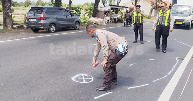 Tabrakan Dua Motor di Dringu Probolinggo, Satu Pengendara Meninggal, Satu Terluka