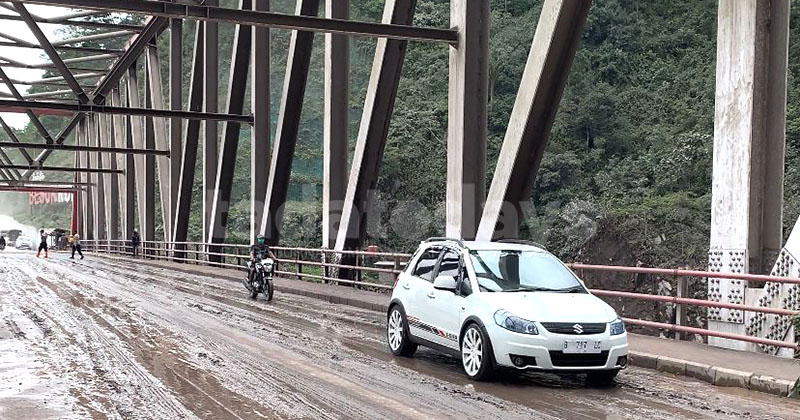 Jalur Piket Nol Ditutup Total, Lalulintas Dialihkan ke Jalur Utara Probolinggo