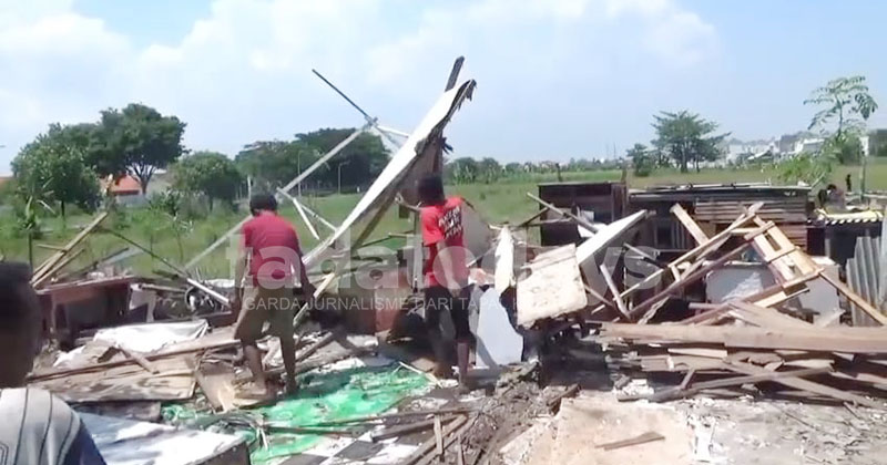Persiapan Pembangunan Sekolah Rakyat di Kota Pasuruan, Belasan Lapak PKL Dibongkar