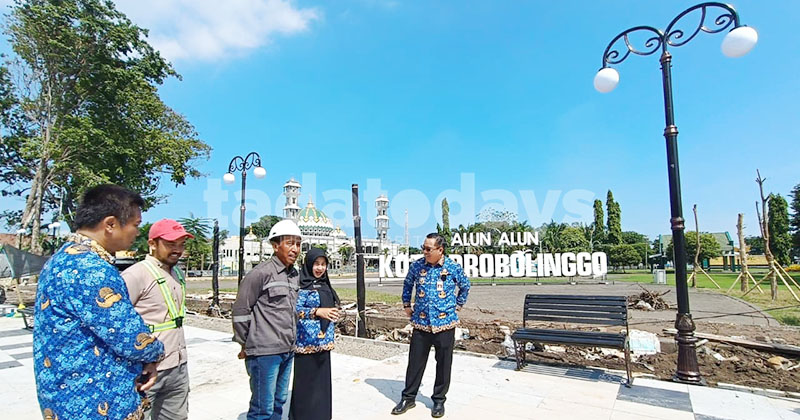 Tinjau Proyek Revitalisasi Alun-Alun dan Preservasi Jalan, Wali Kota Probolinggo Minta Selesai Tepat Waktu