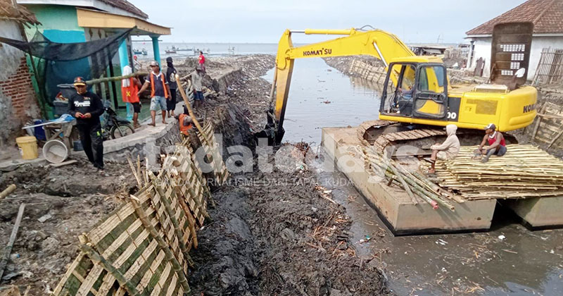 Pemkab Pasuruan Normalisasi Sungai di 11 Titik, Angkat Sampah Rumah Tangga hingga Kandang