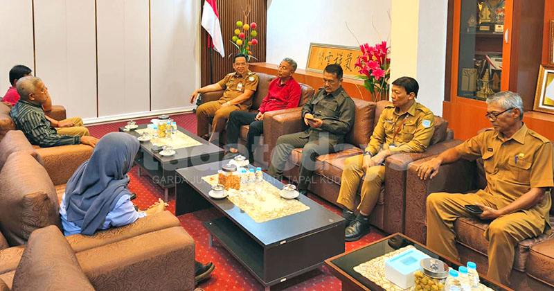 Pengurus Baru DPC PDIP Kota Probolinggo Kenalkan Diri, Temui Wali Kota, Berikutnya ke Tokoh Masyarakat