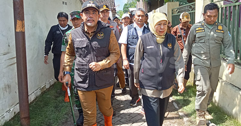 Gubernur Khofifah Temui Korban Banjir Kraksaan Probolinggo