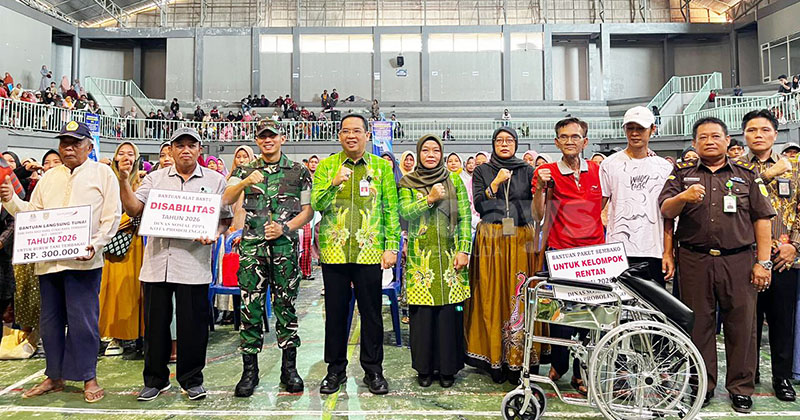Pemkot Probolinggo Salurkan BLT DBHCHT kepada 2.729 Masyarakat dan Buruh